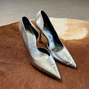 Zara metallic pumps